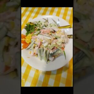 Vegetable salad with chicken fillet.simple recipe #salad #shorts