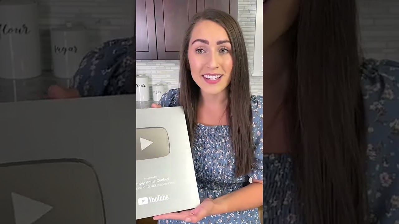 I can’t believe it’s here!🤩 #youtubecreatorawards #silverplaybutton #shorts